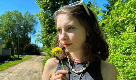 I came to the pick-up artist’s house to suck his dick and have sex